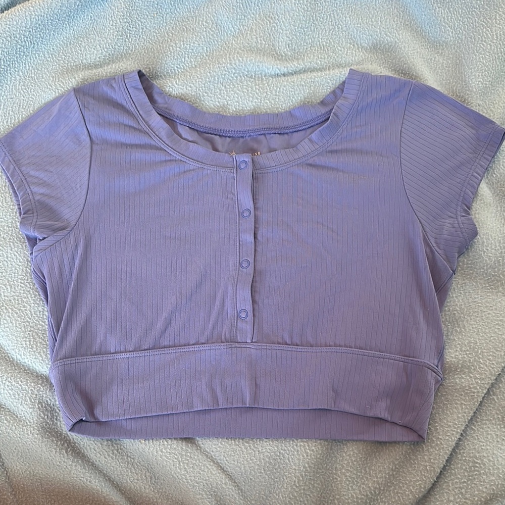 Aerie Offline cropped athleisure button up